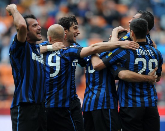 段只盯着 段只盯着